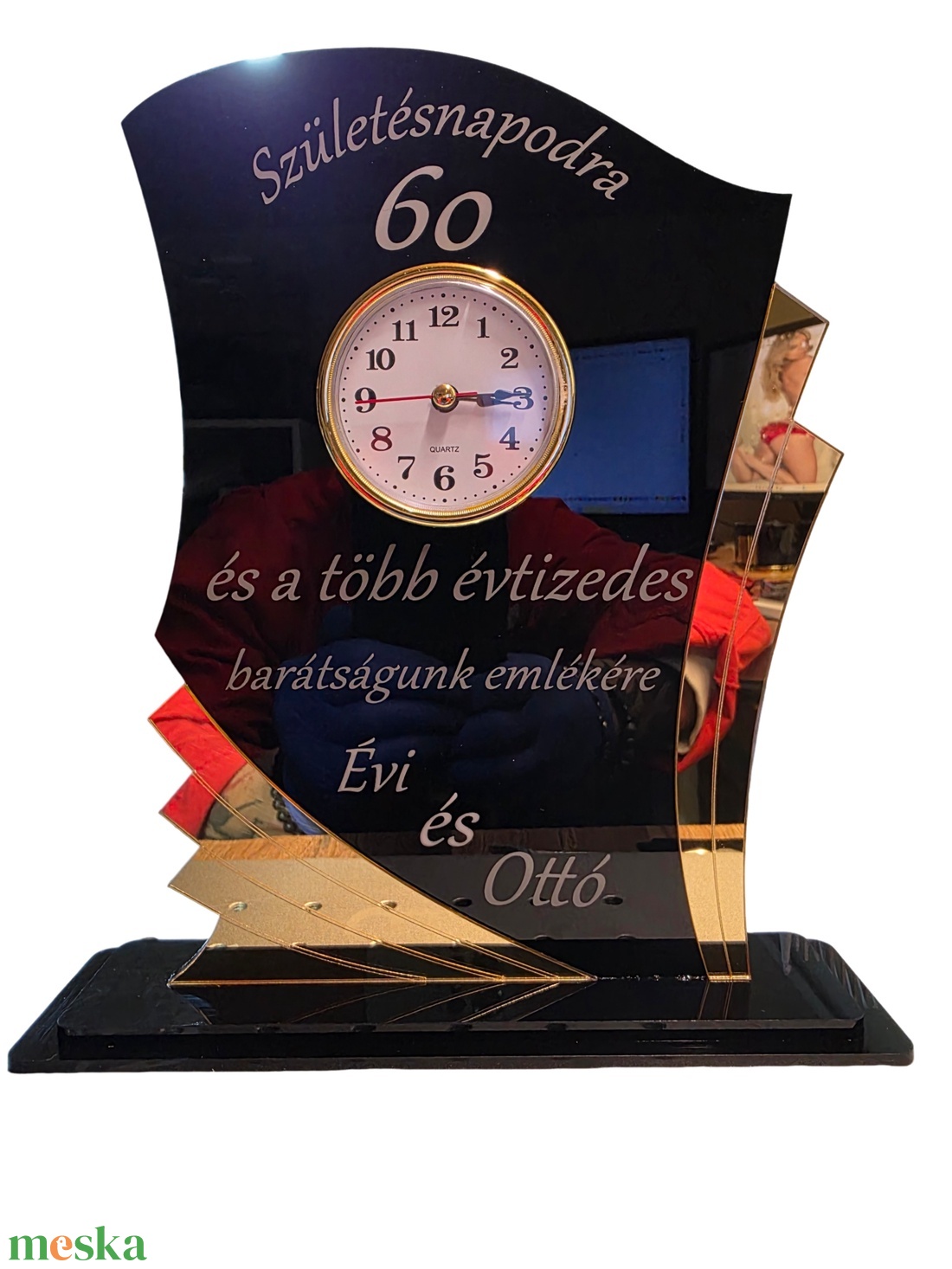 Egyedi akrilüveg gravírozott ajándék órával - személyre szabható emlékplakett - otthon & életmód - dekoráció - asztal és polc dekoráció - gravírozott táblák - Meska.hu