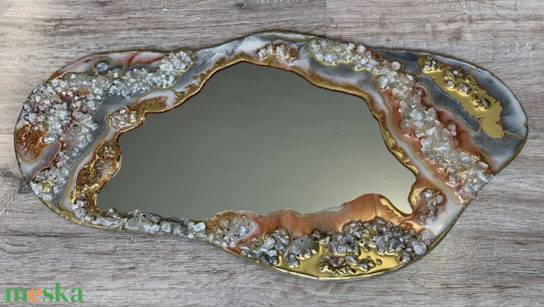 Bronze mirror egyedi tükör, epoxy gyanta dekorral. - otthon & életmód - dekoráció - tükör - Meska.hu Bronze mirror egyedi tükör, epoxy gyanta dekorral. - otthon & életmód - dekoráció - tükör - Meska.hu