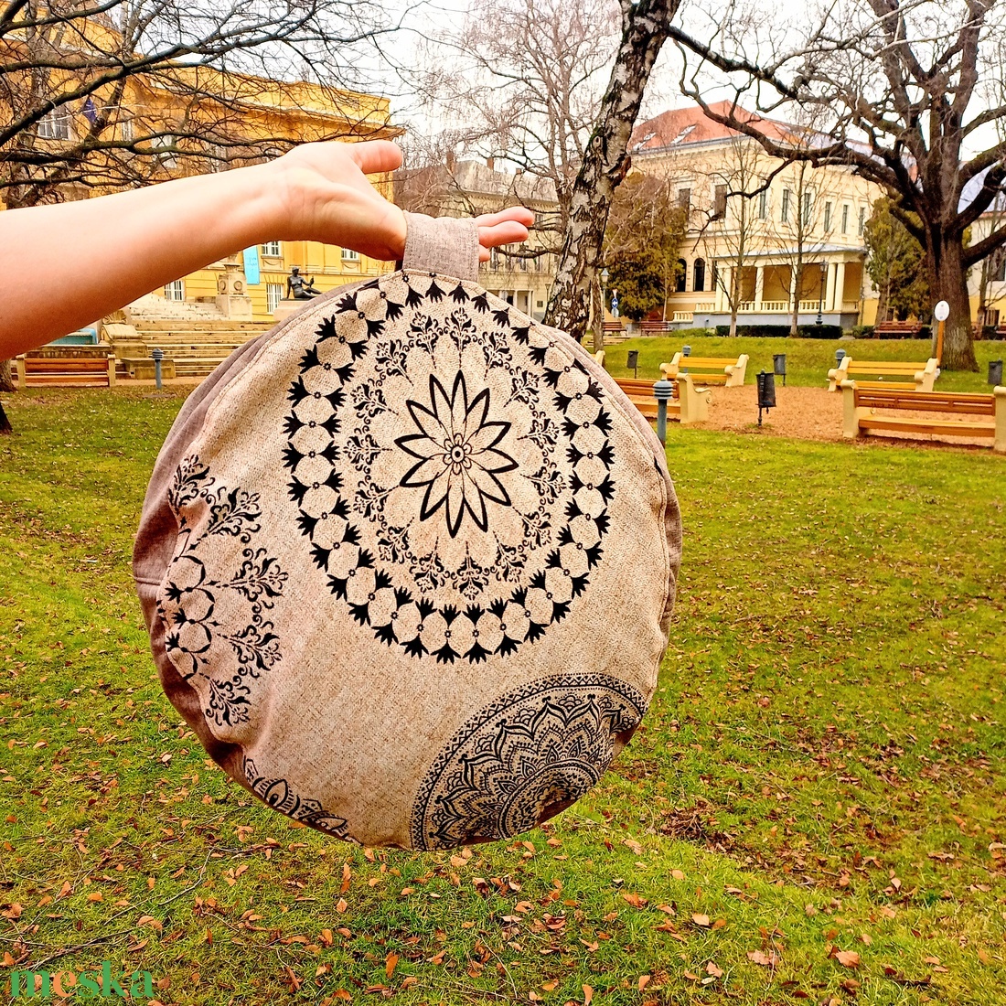 Meditációs, jóga ülőpárna tönköly pelyvával töltve, beige-barna, mandala mintás - játék & sport - sport és kikapcsolódás - jóga, pilates, torna - jógapárna - Meska.hu