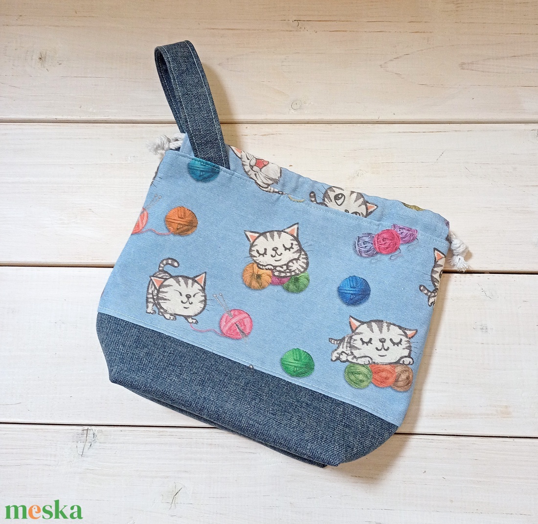 Project bag - Cicák gombolyaggal - táska & tok - bevásárlás & shopper táska - shopper, textiltáska, szatyor - Meska.hu Project bag - Cicák gombolyaggal - táska & tok - bevásárlás & shopper táska - shopper, textiltáska, szatyor - Meska.hu