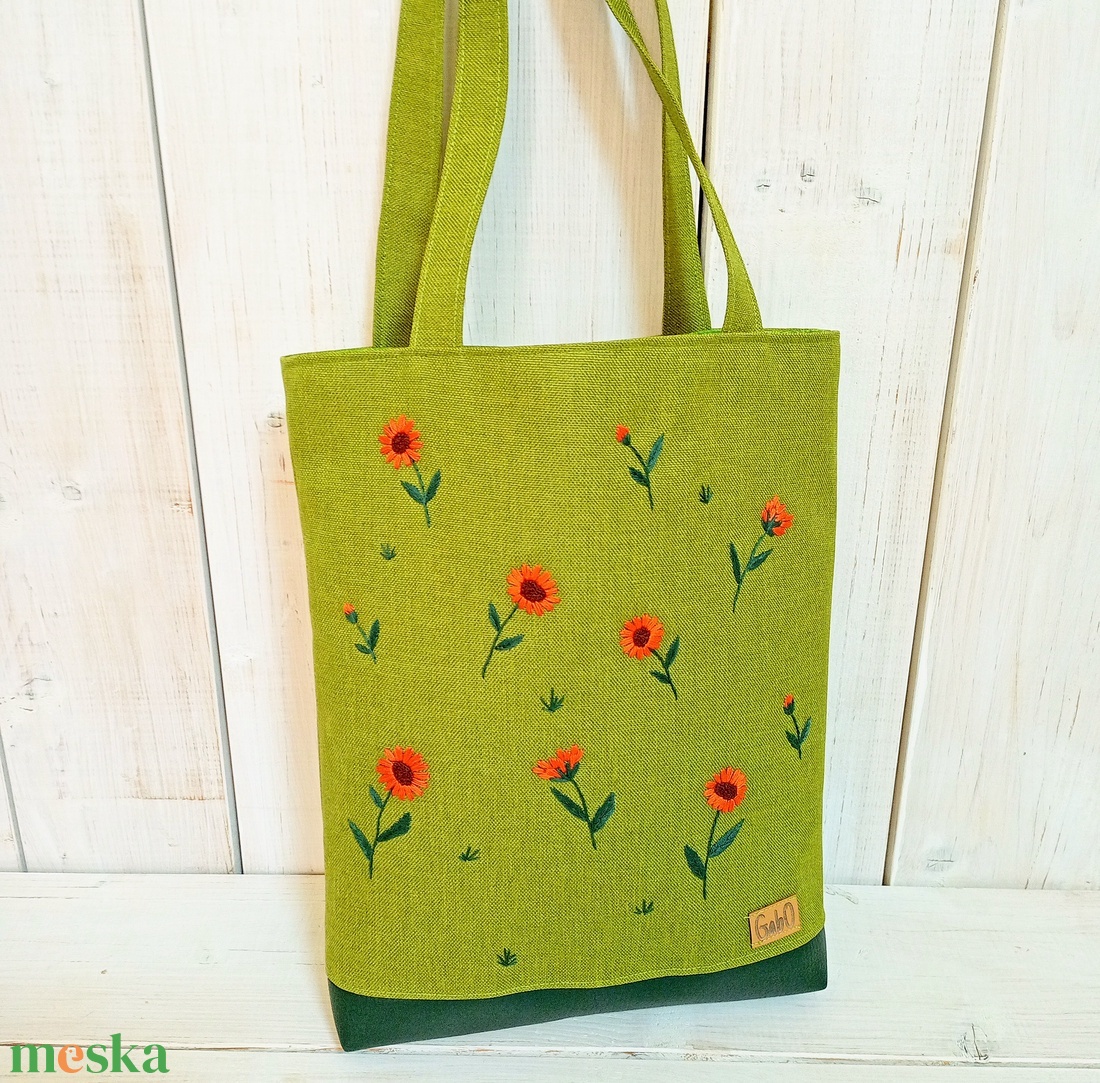 GabO hímzett táska Körömvirág, kivizöld - táska & tok - bevásárlás & shopper táska - shopper, textiltáska, szatyor - Meska.hu GabO hímzett táska Körömvirág, kivizöld - táska & tok - bevásárlás & shopper táska - shopper, textiltáska, szatyor - Meska.hu