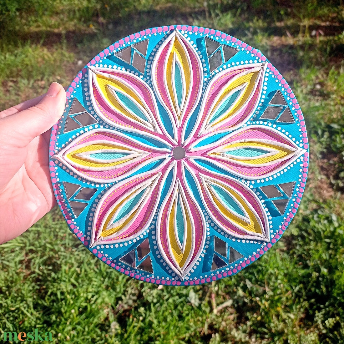 Mandala kép Virág, türkiz-pink-sárga, tükörmozaikkal - otthon & életmód - dekoráció - spiritualitás - mandala - Meska.hu Mandala kép Virág, türkiz-pink-sárga, tükörmozaikkal - otthon & életmód - dekoráció - spiritualitás - mandala - Meska.hu