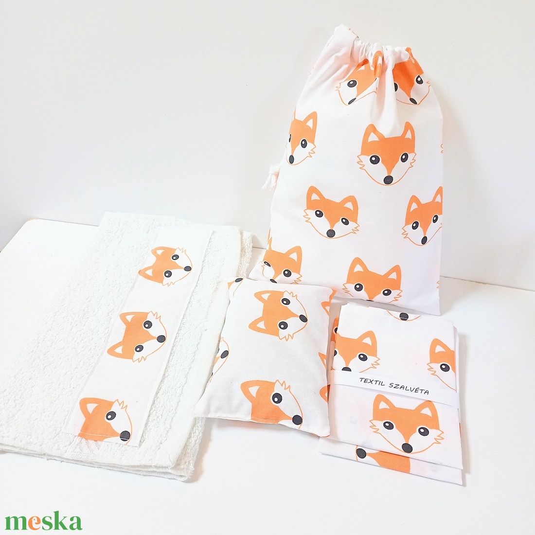 Rókás, fehér szett ovi-, sulikezdéshez - játék & sport - ovis felszerelés - egyéb ovis kiegészítő - Meska.hu