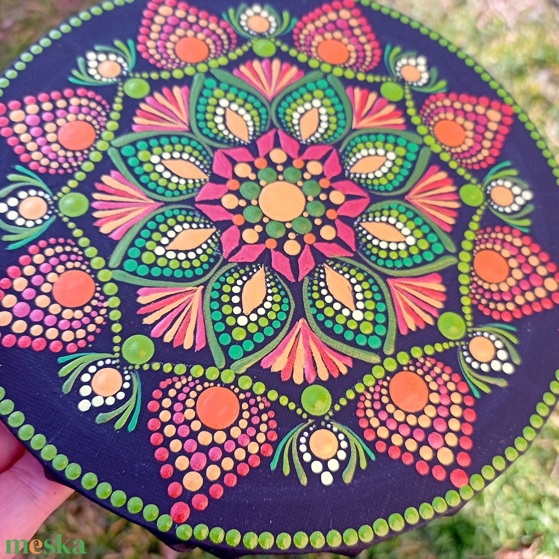 Pontozott mandala Tara - művészet - festmény - festmény vegyes technika - Meska.hu Pontozott mandala Tara - művészet - festmény - festmény vegyes technika - Meska.hu