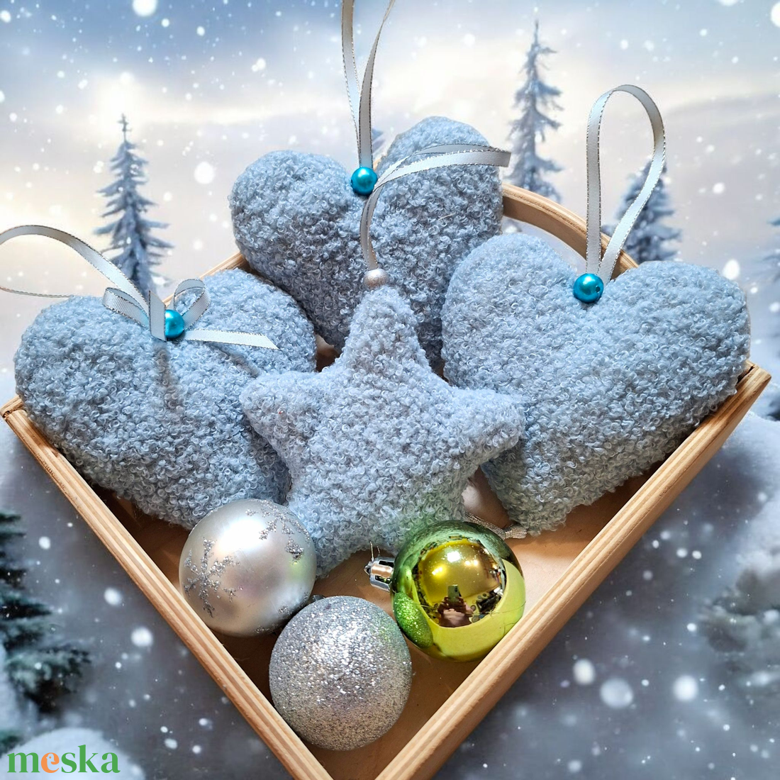 Karácsonyi dísz szett  szívecskék és csillag, világoskék, puha Teddy anyagból - karácsony - karácsonyi lakásdekoráció - karácsonyfadíszek - Meska.hu