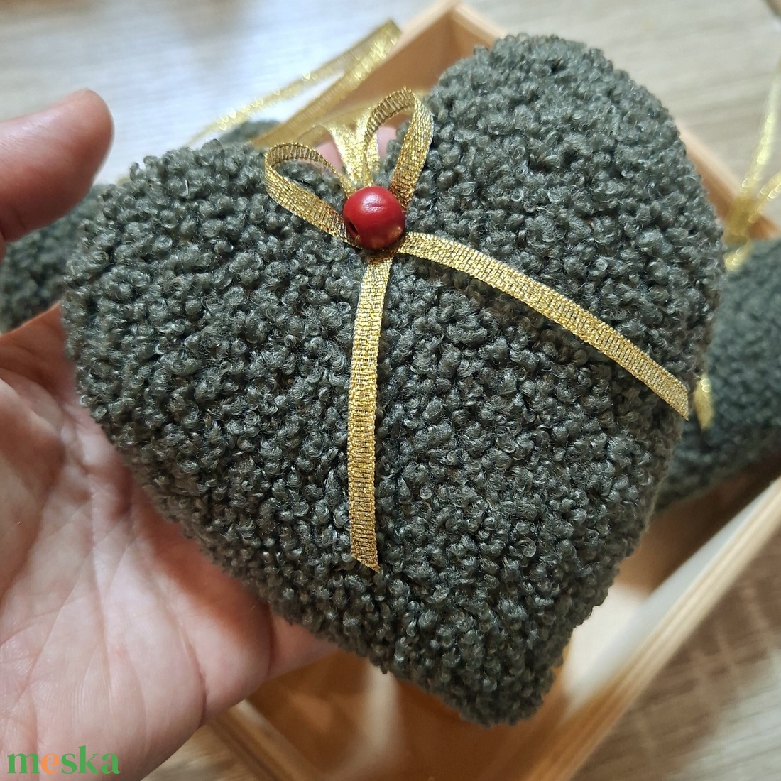 Karácsonyi dísz szett  szívecskék, sötétzöld, puha Teddy anyagból, 3db - karácsony - karácsonyi lakásdekoráció - karácsonyfadíszek - Meska.hu