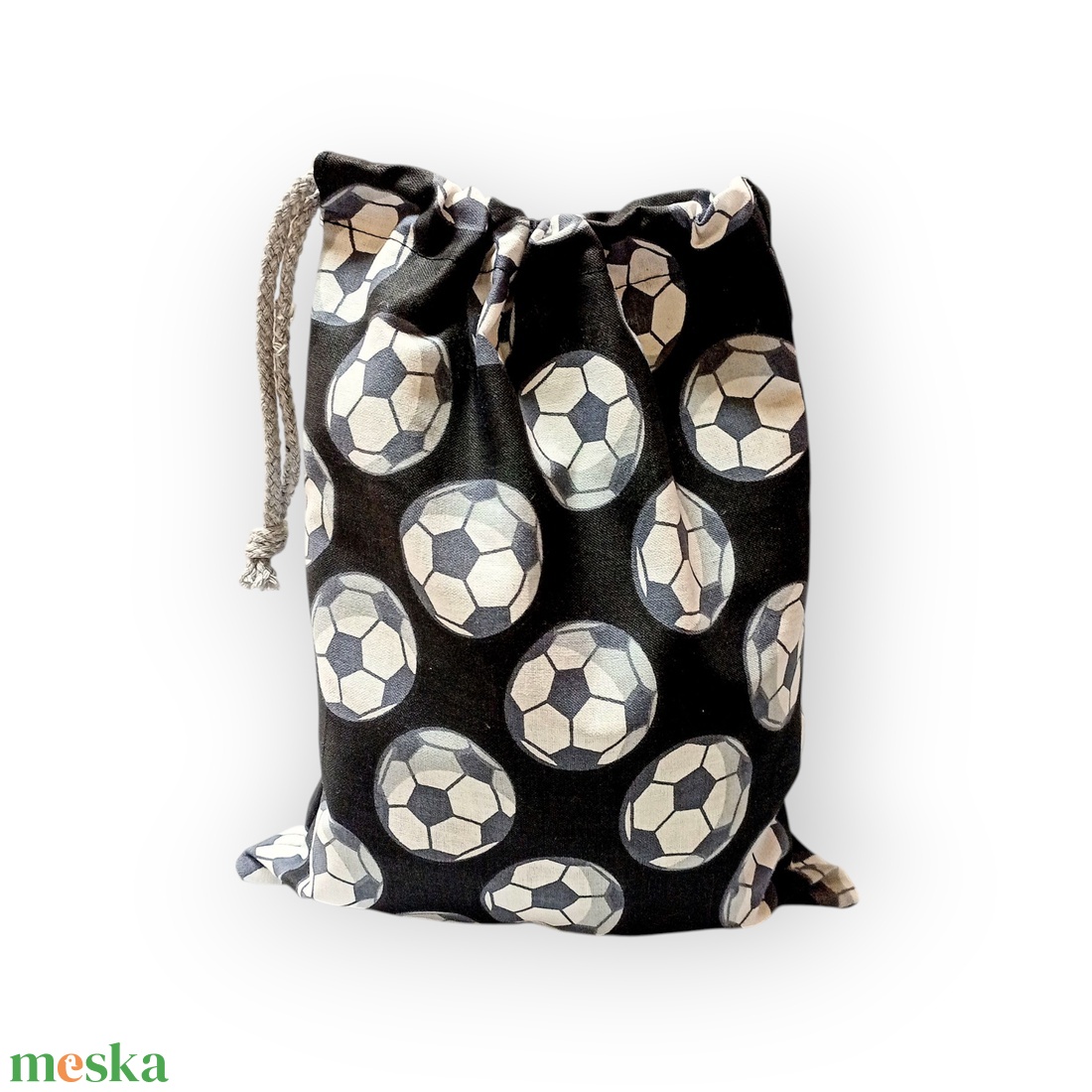 Tisztasági zsák oviba, suliba, fekete-fehér focis - játék & sport - ovis felszerelés - egyéb ovis kiegészítő - Meska.hu