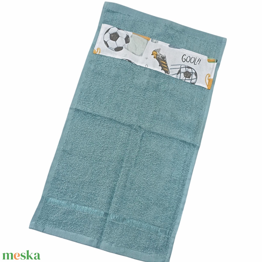Kis törölköző tisztasági csomagba, focis - otthon & életmód - fürdőszoba - törölköző - Meska.hu