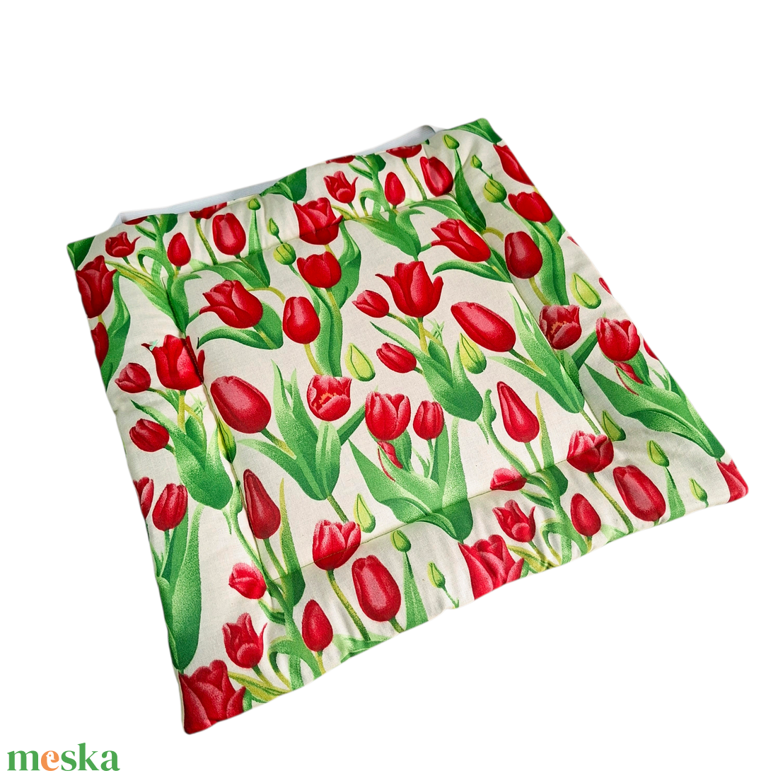 Iskolai ülőpárna székre, beige alapon piros tulipános - otthon & életmód - babaszoba, gyerekszoba - iskolai ülőpárna - Meska.hu