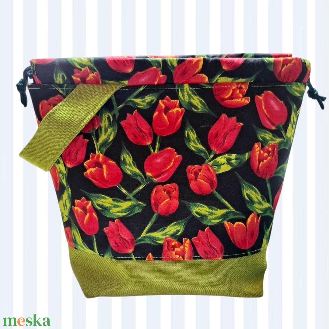 Fekete alapon piros tulipán mintás project bag � neszesszer és kistáska - táska & tok - neszesszer - Meska.hu