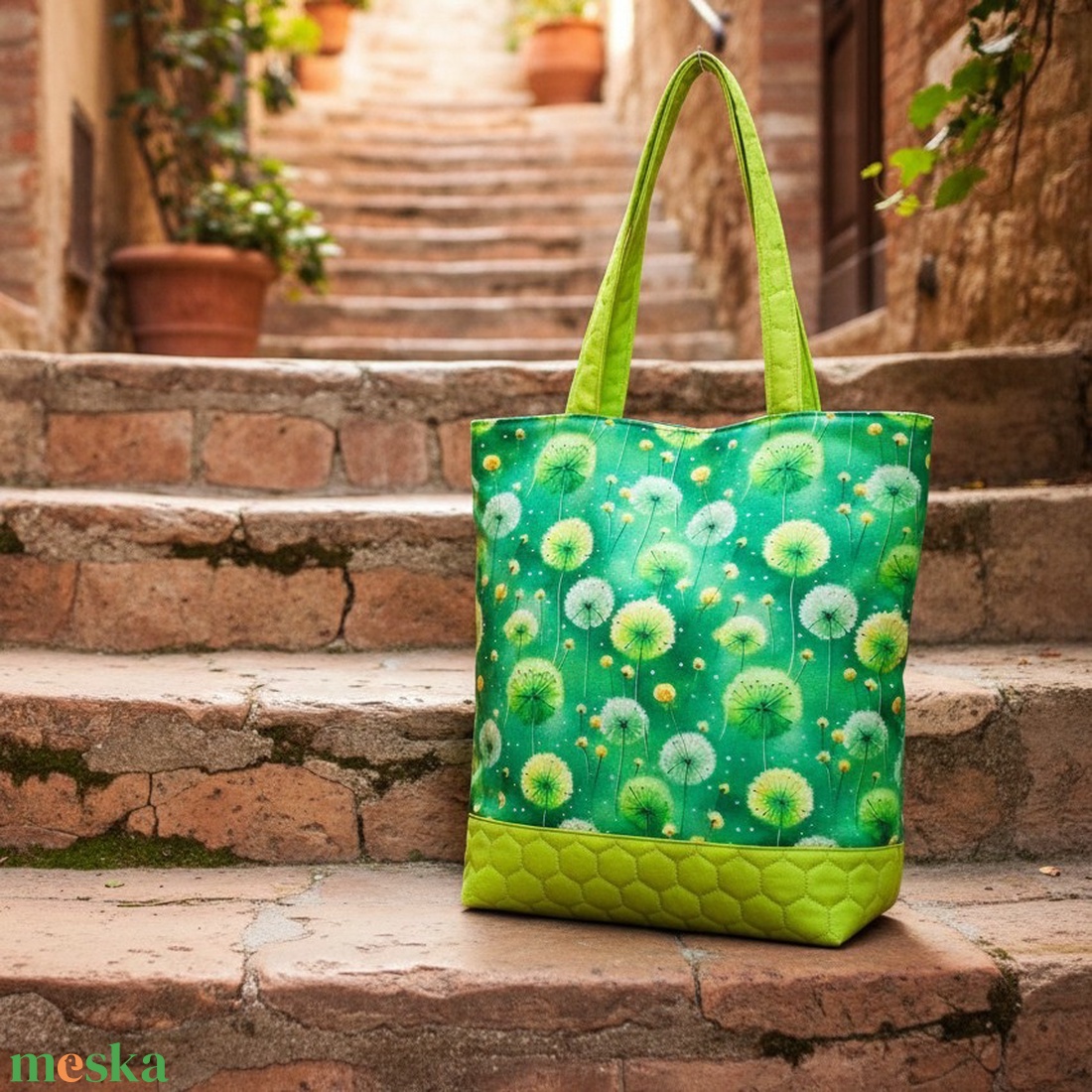 Pitypangos nagy méretű táska, vízlepergetős anyagból - táska & tok - bevásárlás & shopper táska - shopper, textiltáska, szatyor - Meska.hu