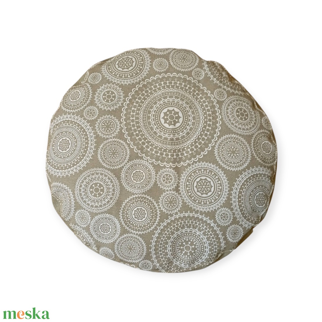 Meditációs, jóga ülőpárna tönköly pelyvával töltve, Bege-fehér, csipke mintás - játék & sport - sport és kikapcsolódás - jóga, pilates, torna - jógapárna - Meska.hu