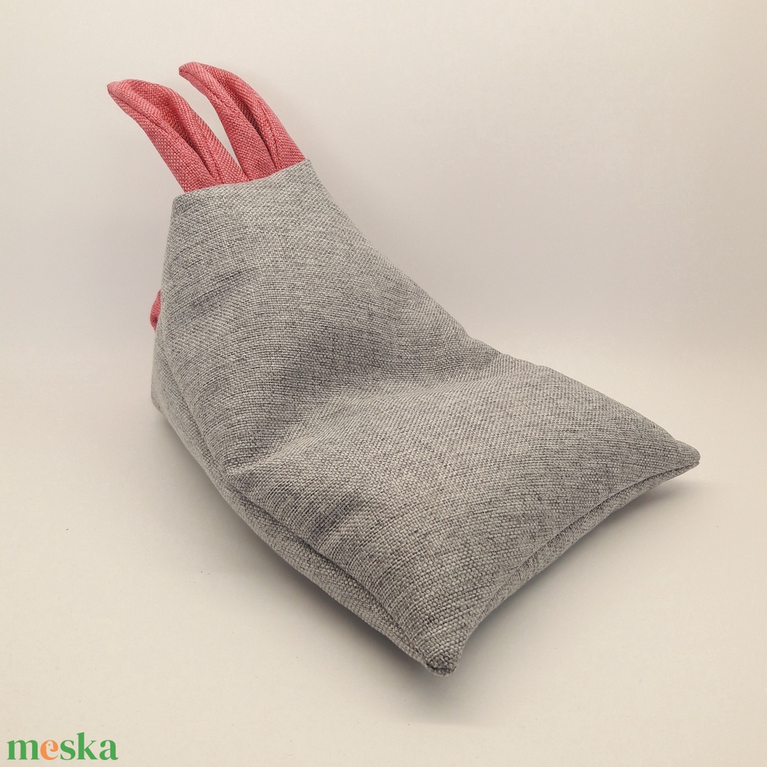 Nyuszifüles mini babzsák mobiltartó szürke-rózsaszín - otthon & életmód - tárolás & rendszerezés - asztali telefontartó - Meska.hu