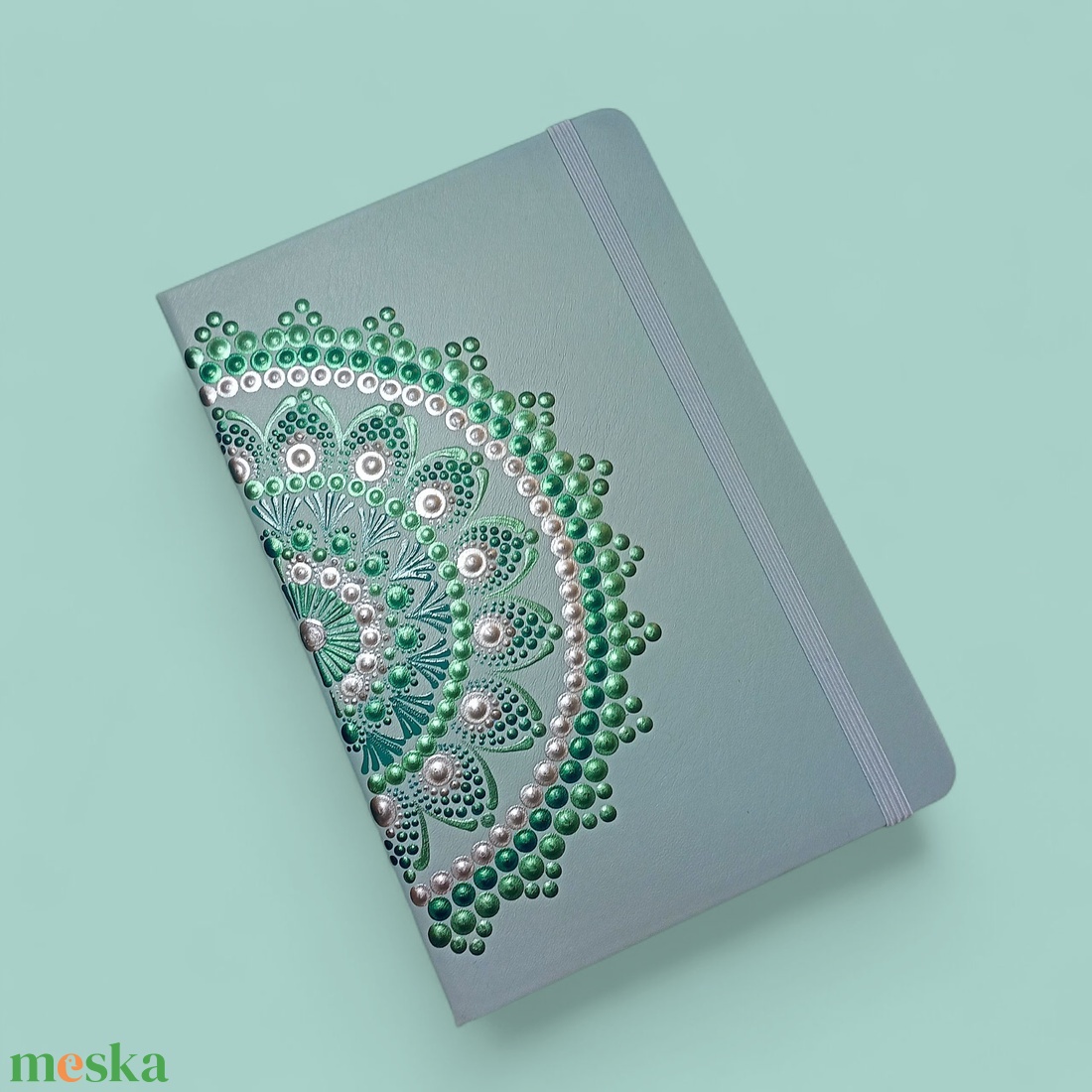 Pontfestett mandalás jegyzetfüzet vonalas, menta, zöld ,ezüst - otthon & életmód - papír, írószer - jegyzetfüzet & napló - Meska.hu
