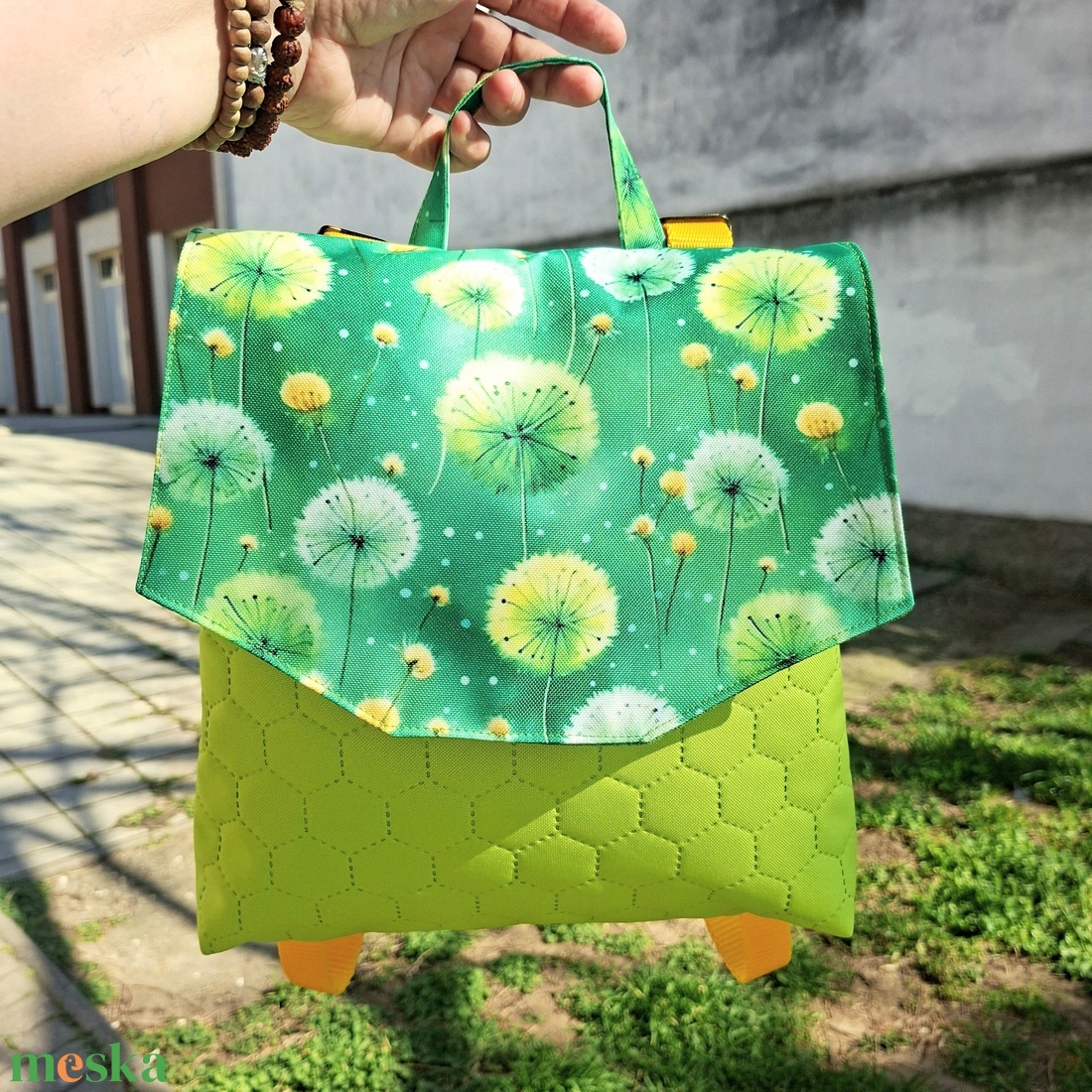 GabO hátizsák Zöld, pitypangos - táska & tok - hátizsák - kishátizsák - Meska.hu