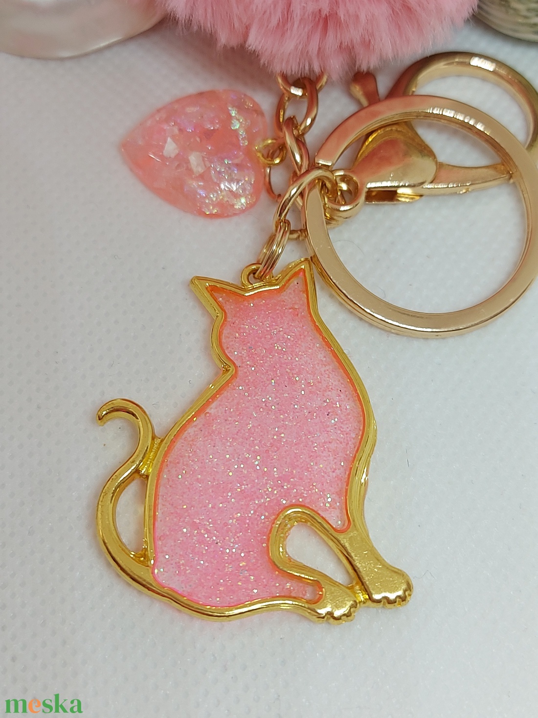 Cicás kulcstartó - táska & tok - kulcstartó & táskadísz - kulcstartó - Meska.hu