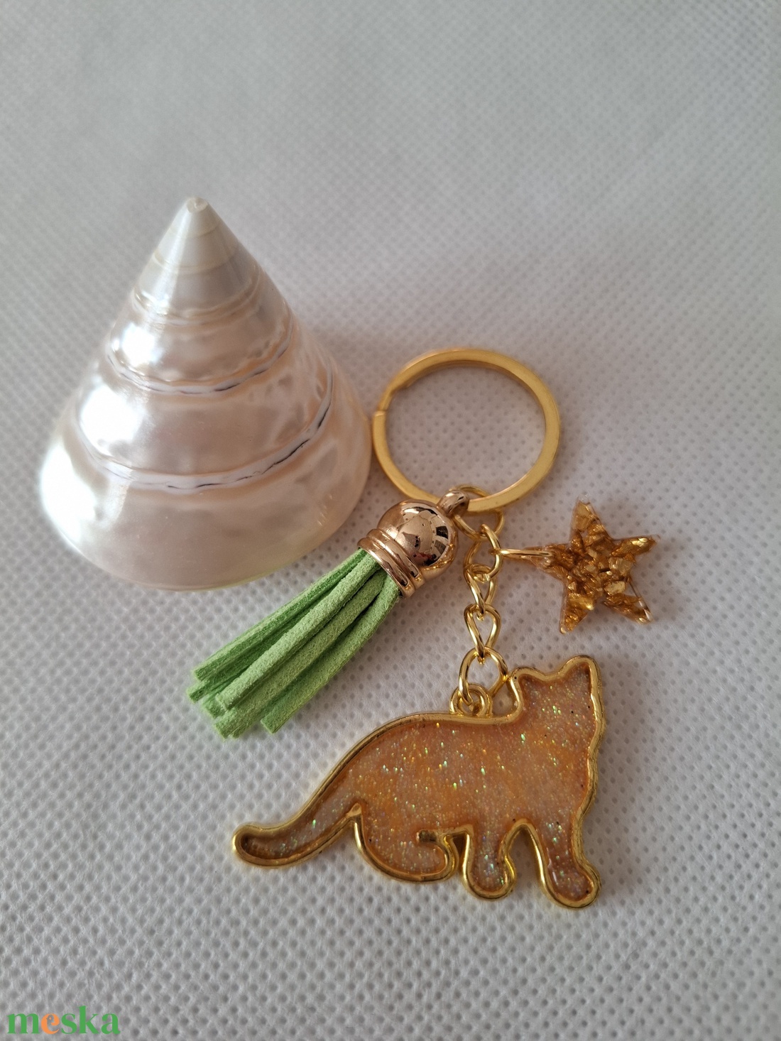 Cicás kulcstartó - táska & tok - kulcstartó & táskadísz - kulcstartó - Meska.hu