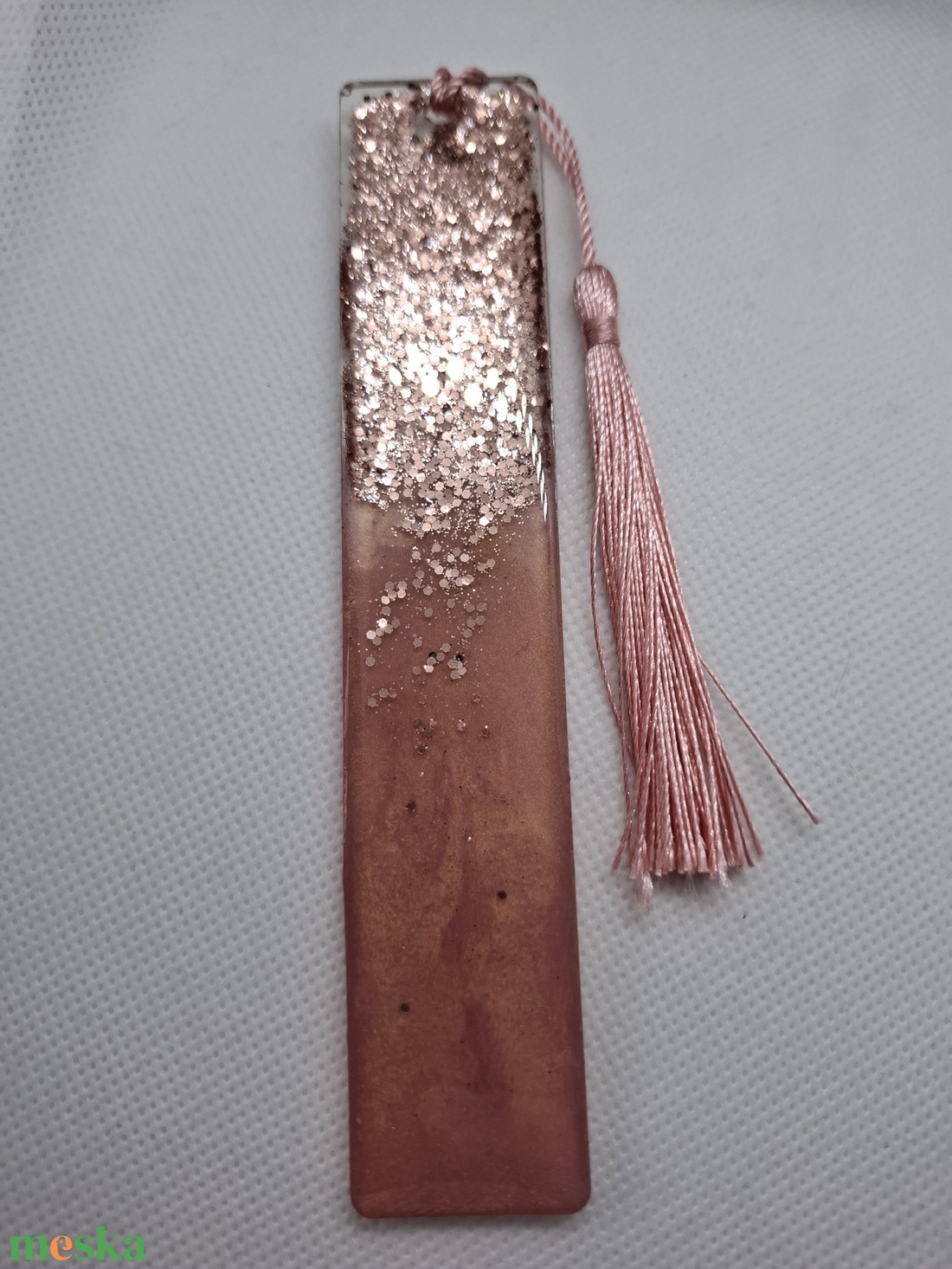 Rózsaarany (rose gold) műgyanta könyvjelző  - könyv & zene - könyvjelző - Meska.hu