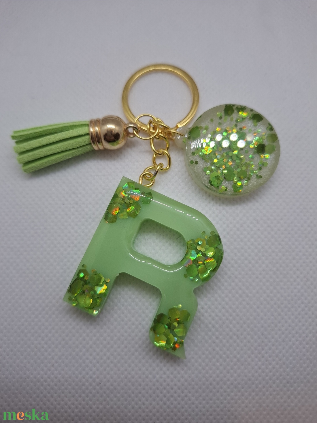 Műgyanta betűs kulcstartó - táska & tok - kulcstartó & táskadísz - kulcstartó - Meska.hu