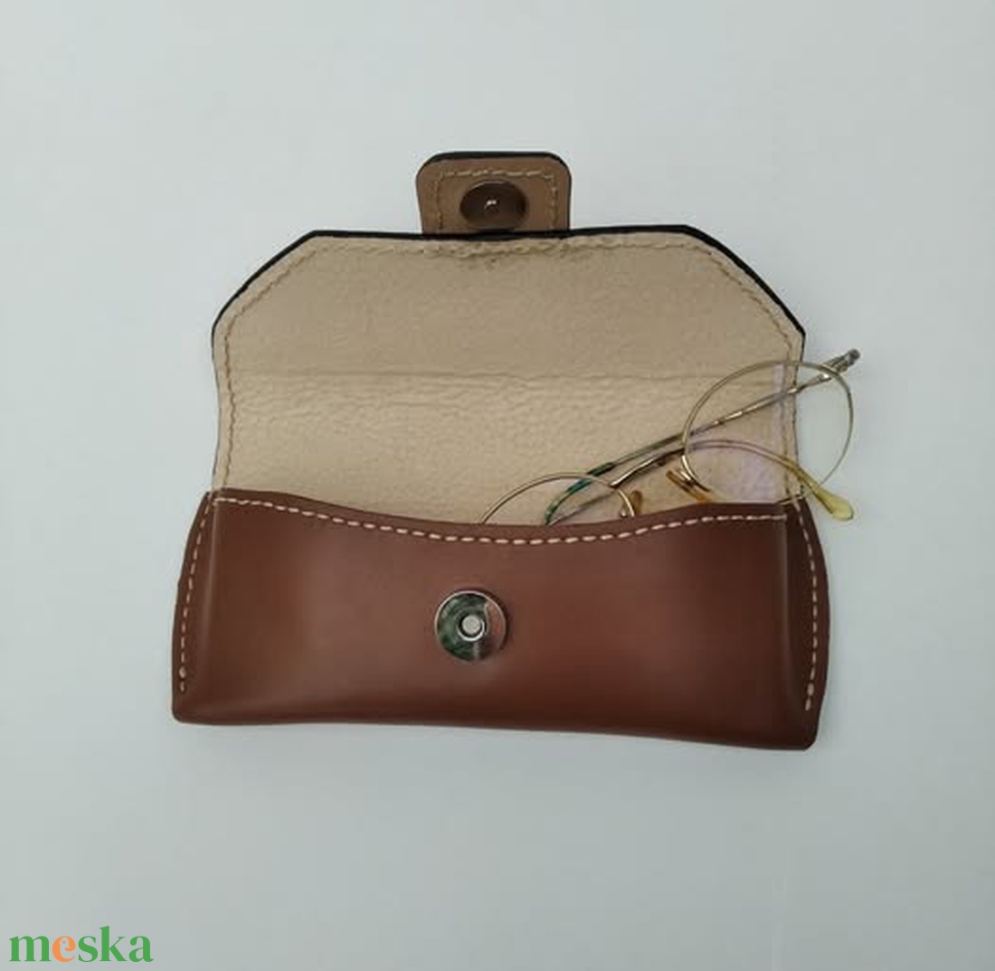 bőr szemüvegtartó tok - táska & tok - pénztárca & más tok - szemüvegtok - Meska.hu
