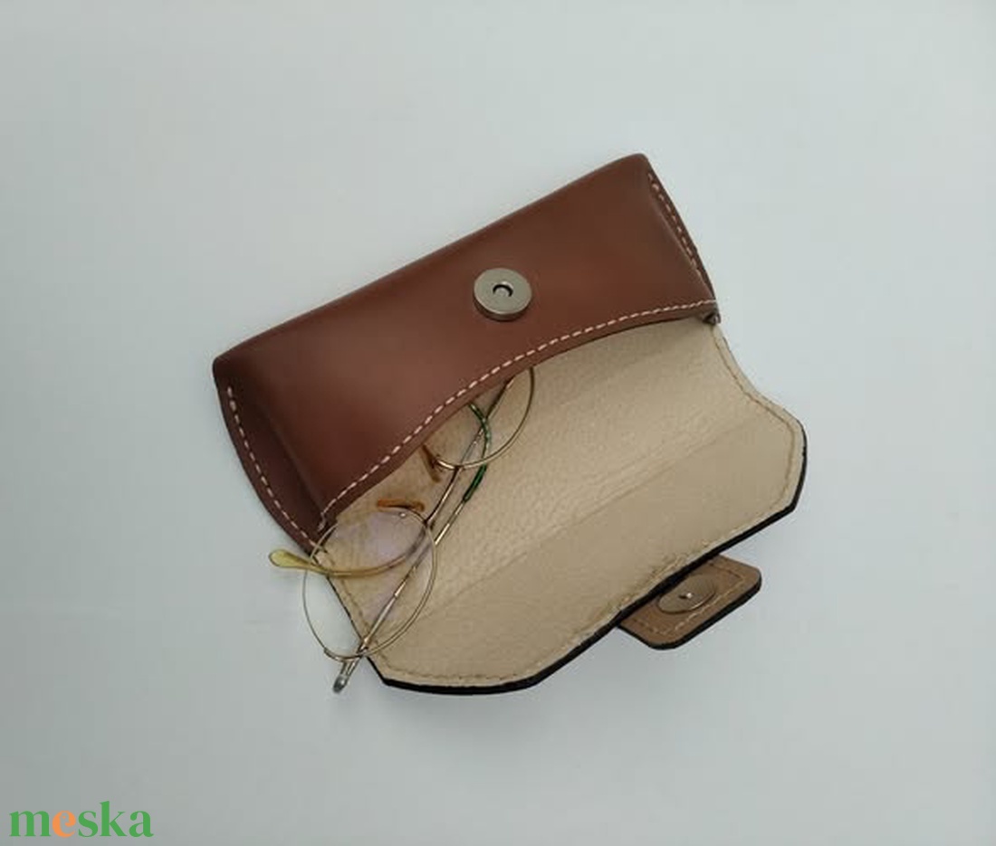 bőr szemüvegtartó tok - táska & tok - pénztárca & más tok - szemüvegtok - Meska.hu