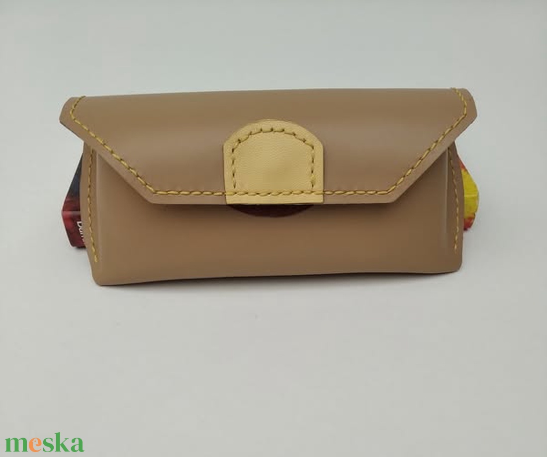 bőr szemüvegtartó tok - táska & tok - pénztárca & más tok - szemüvegtok - Meska.hu