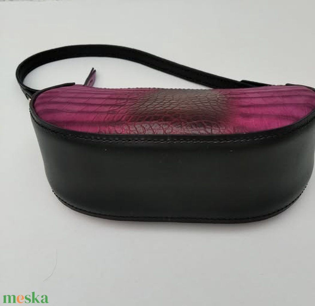 marhabőr félhold táska - táska & tok - kézitáska & válltáska - válltáska - Meska.hu