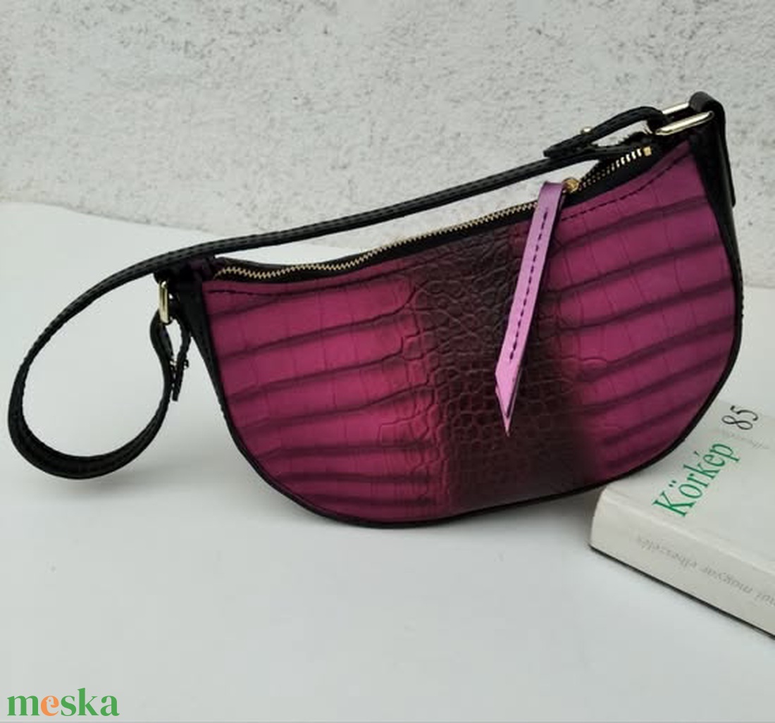 marhabőr félhold táska - táska & tok - kézitáska & válltáska - válltáska - Meska.hu