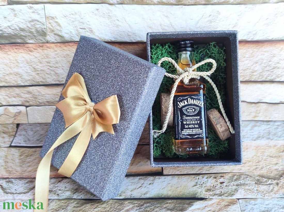 Valentin napi ajándék pasiknak - Jack Daniel's - élelmiszer - alkoholos italok - Meska.hu
