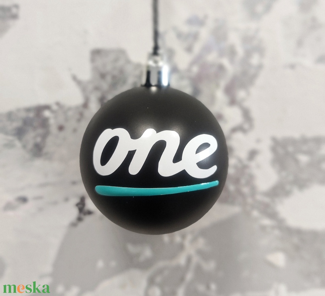 One karácsonyi gömb - karácsony - karácsonyi lakásdekoráció - karácsonyfadíszek - Meska.hu