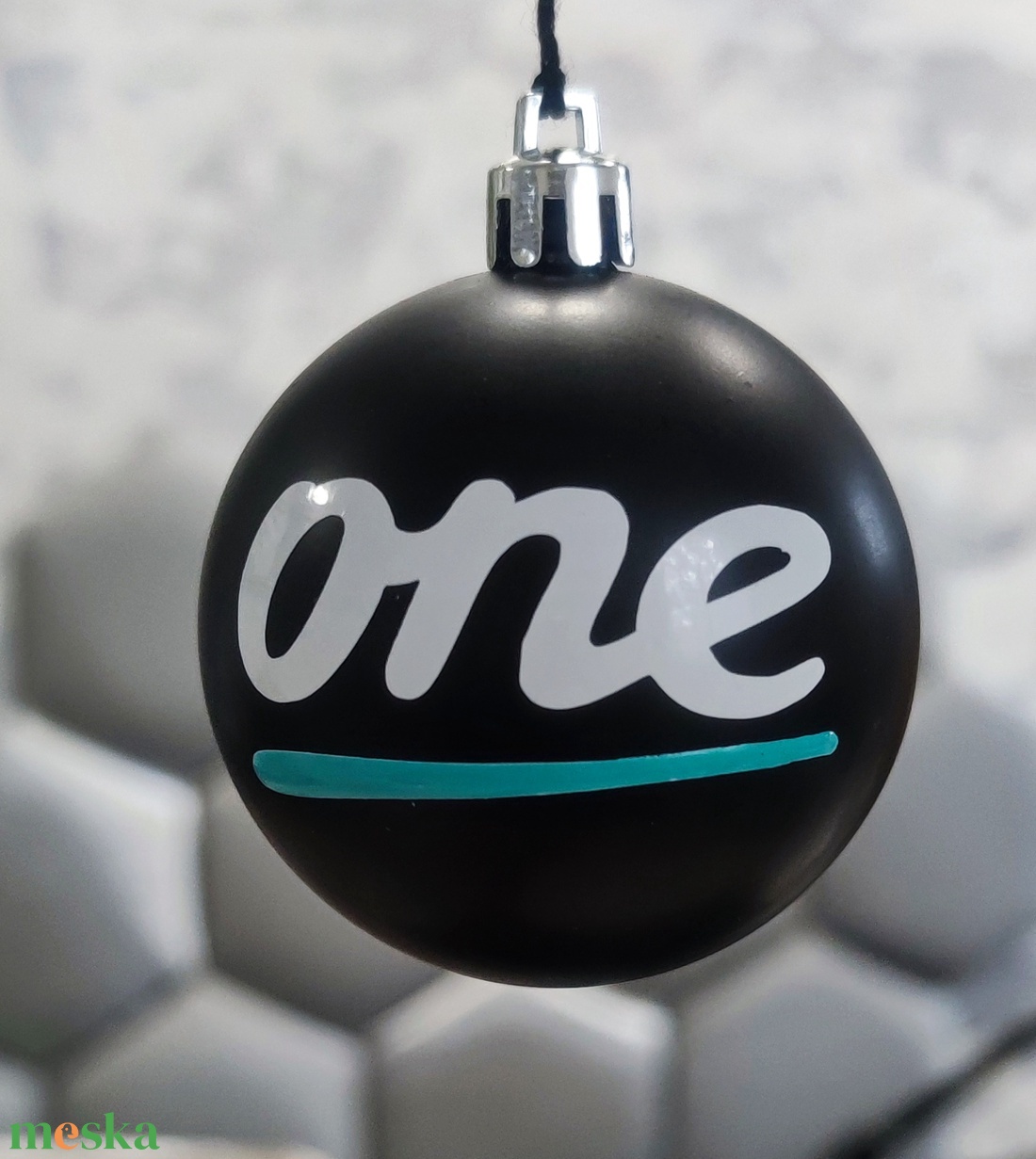 One karácsonyi gömb - karácsony - karácsonyi lakásdekoráció - karácsonyfadíszek - Meska.hu