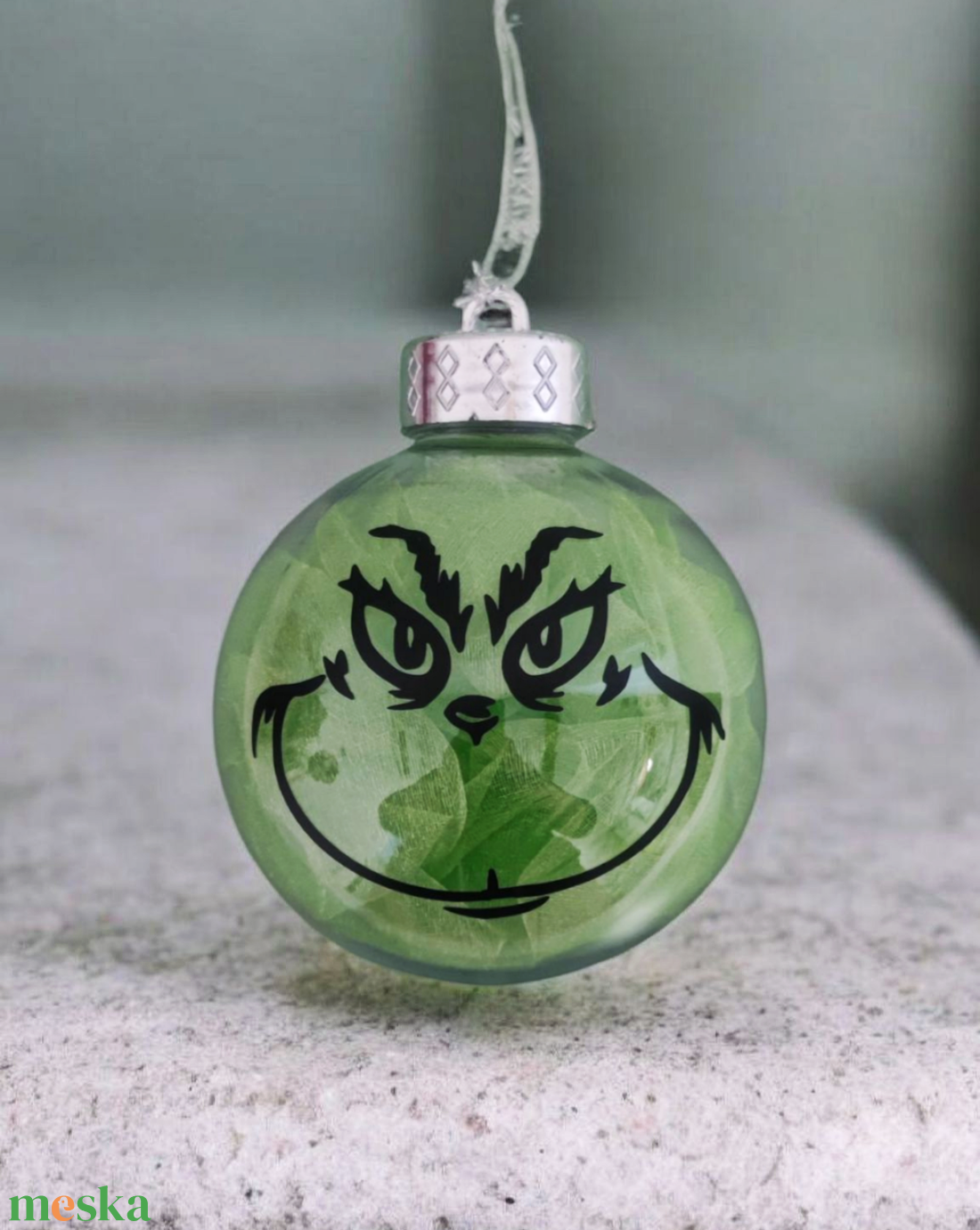 Grinch gömb - karácsony - karácsonyi lakásdekoráció - karácsonyfadíszek - Meska.hu