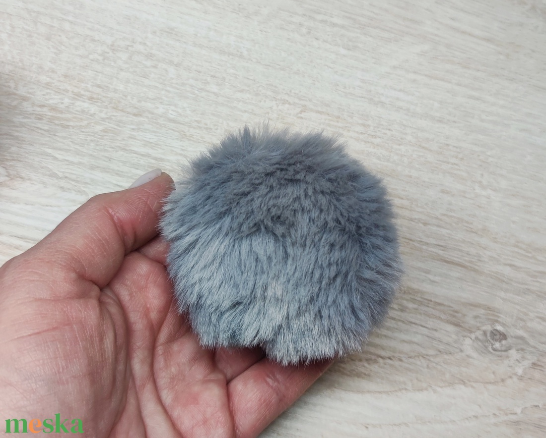 Nyuszi farok - kellékek & szerszámok - dekorációs kellékek - egyéb kellékek - Meska.hu