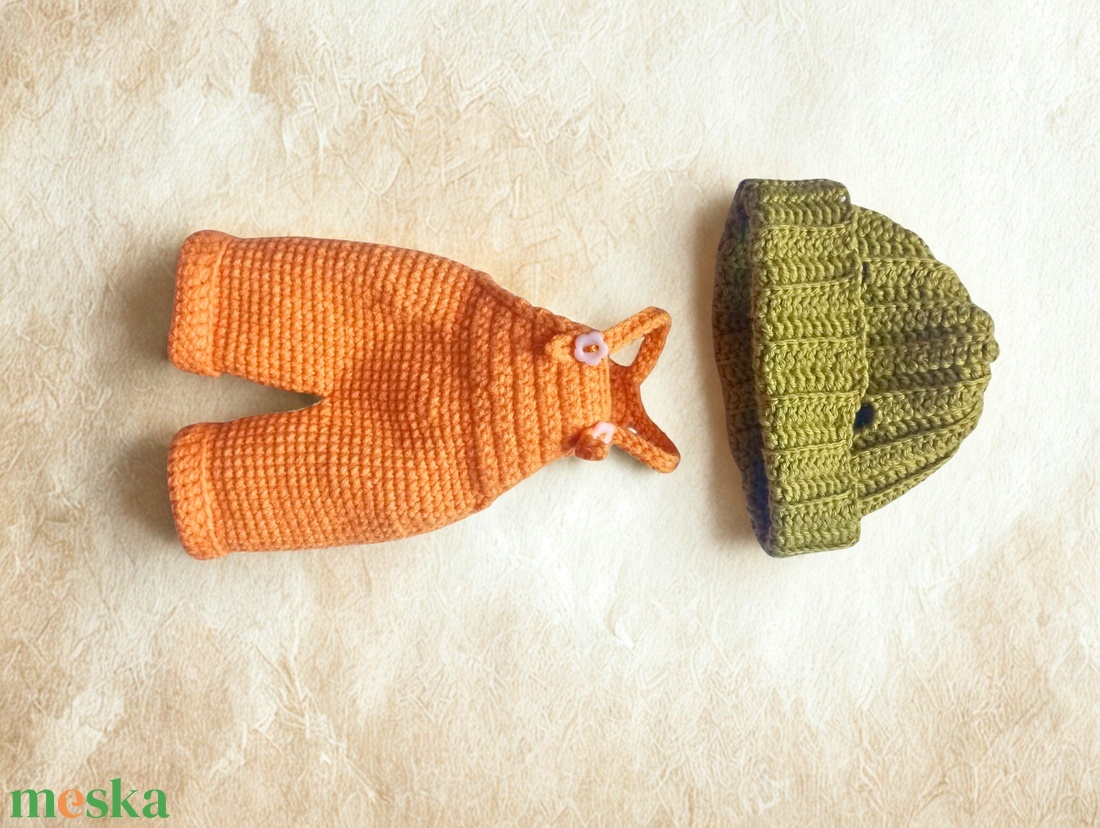 Hoppy nyuszi � PréMIUM horgolt nyuszifiú forgatható fejjel, cuki őszi ruhában (24 cm) - játék & sport - plüssállat & játékfigura - nyuszi - Meska.hu