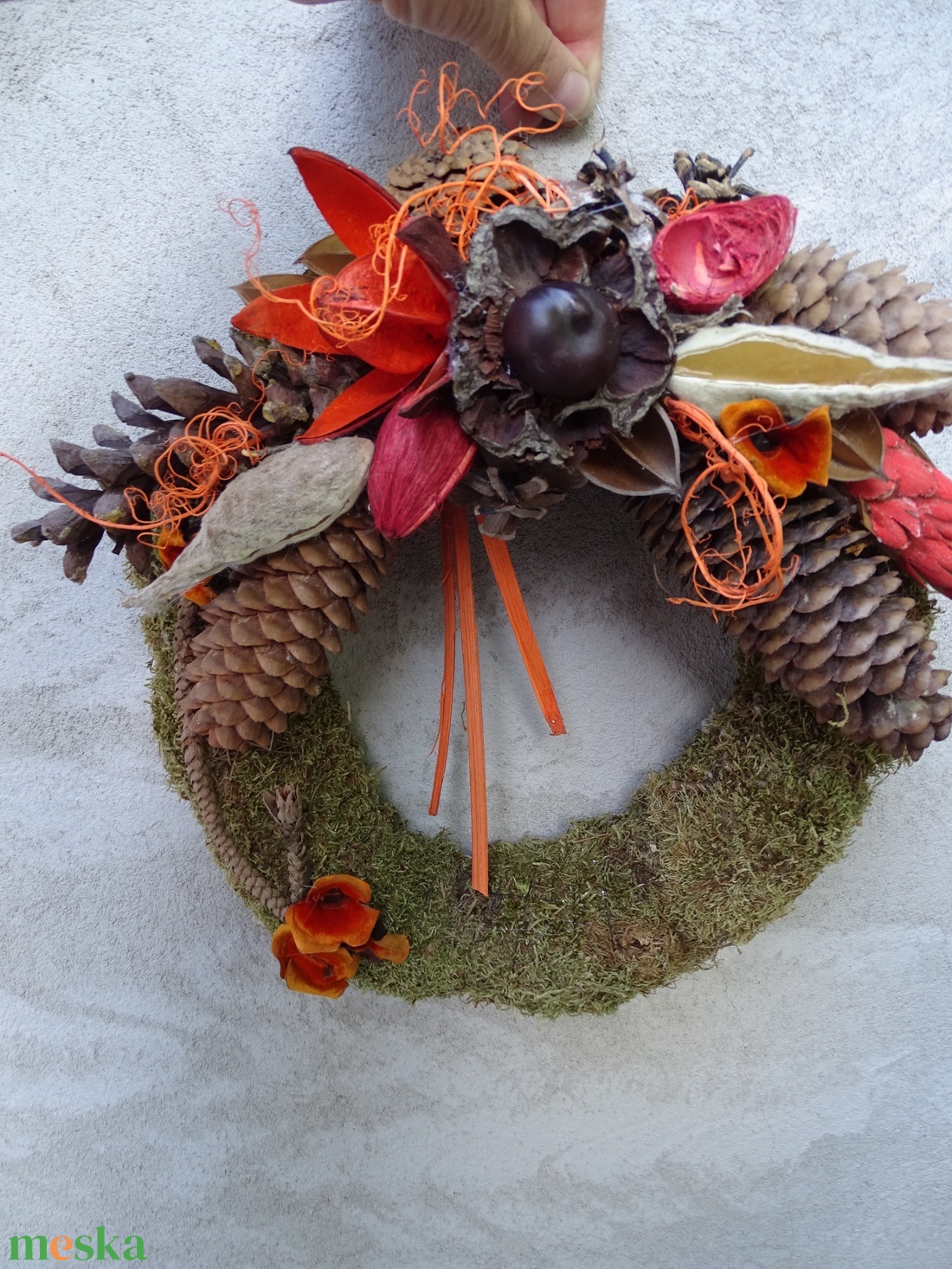 Sirdisz,Mindenszentek,halottak napja,Sírdísz,Kegyeleti dísz,koszorú-  ajándék kövirózsával - otthon & életmód - dekoráció - ajtó- és ablak dekoráció - ajtódísz & kopogtató - Meska.hu