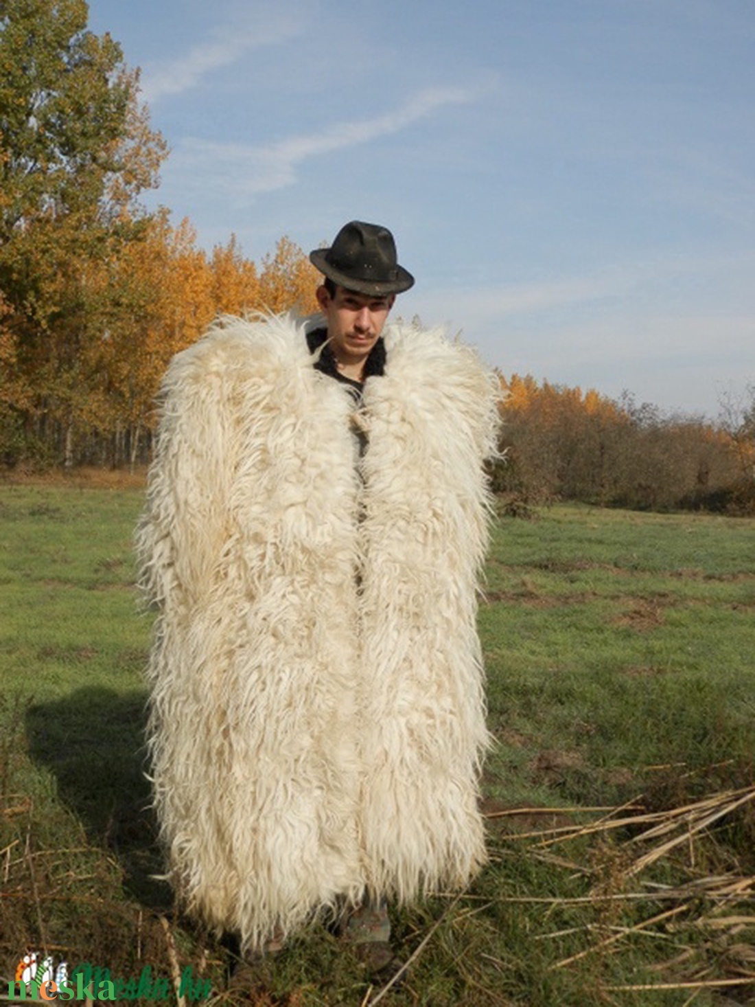 Suba, bunda - pásztor viselet/ vadász kellék -  - Meska.hu