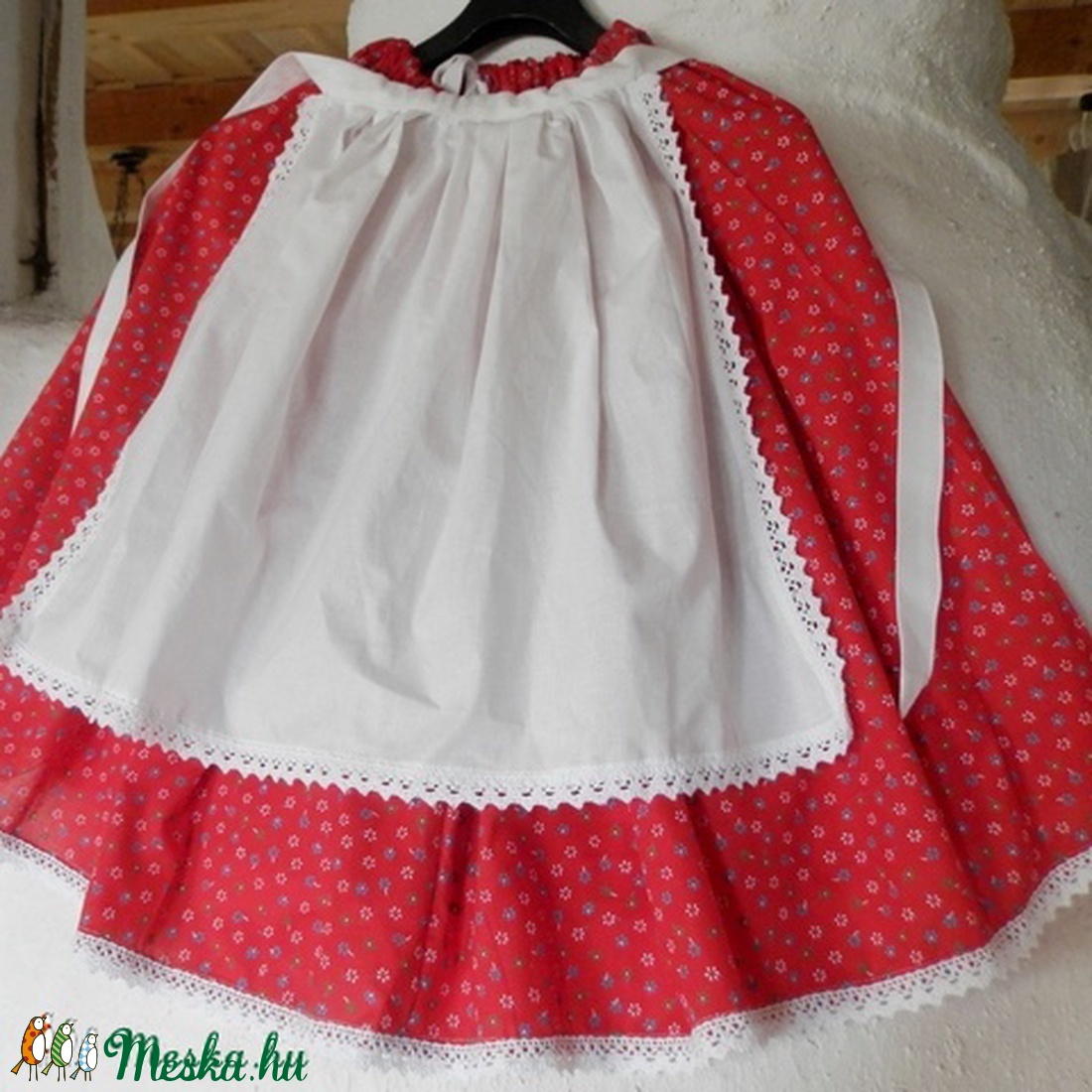 Kislány viselet, pörgős néptánc szoknya -  - Meska.hu