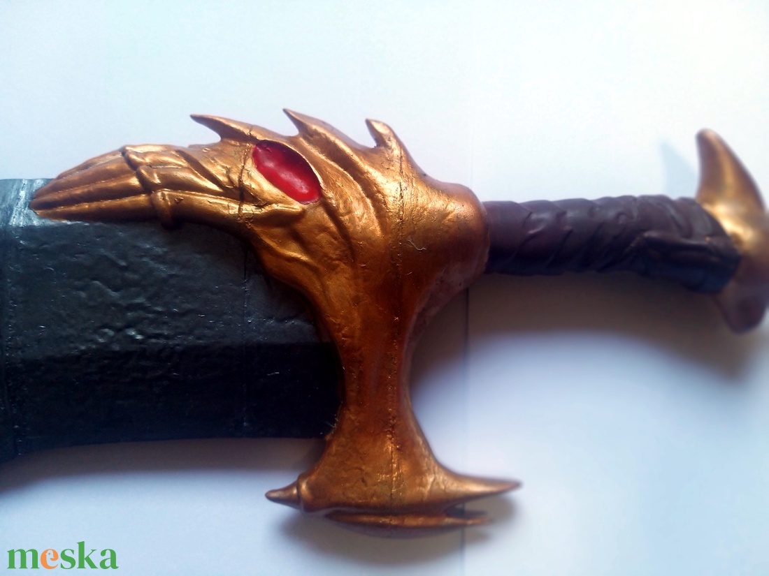 God of war Kratos penge - otthon & életmód - dekoráció - asztal és polc dekoráció - asztaldísz - Meska.hu