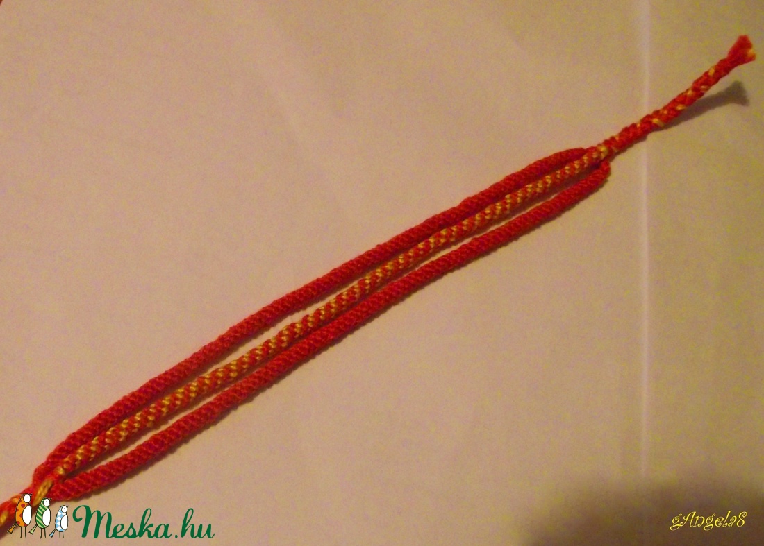 Piros-sárga csomózott karkötő -  - Meska.hu