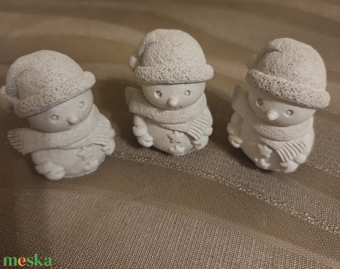 Hóember gipszfigura 3db - kellékek & szerszámok - dekorációs kellékek - figurák - Meska.hu Hóember gipszfigura 3db - kellékek & szerszámok - dekorációs kellékek - figurák - Meska.hu