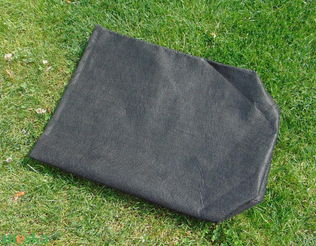Ültető zsák 35 cm átmérőjű x 70 cm magas / burgonya és édesburgonya termesztéséhez - otthon & életmód - ház & kert - növény & veteményes - Meska.hu Ültető zsák 35 cm átmérőjű x 70 cm magas / burgonya és édesburgonya termesztéséhez - otthon & életmód - ház & kert - növény & veteményes - Meska.hu