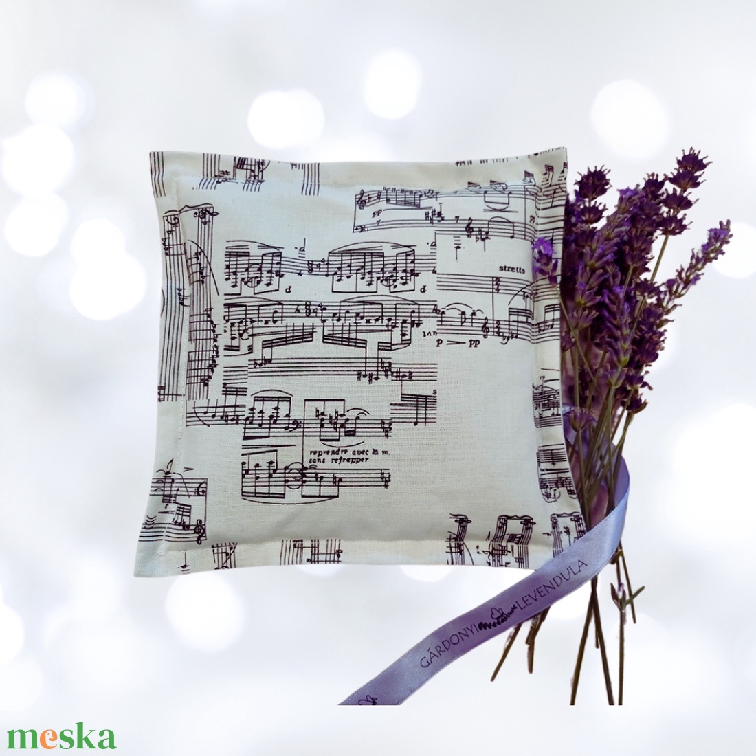 Hangjegyes mintájú levendula alvópárna - otthon & életmód - lakástextil - párna & párnahuzat - Meska.hu