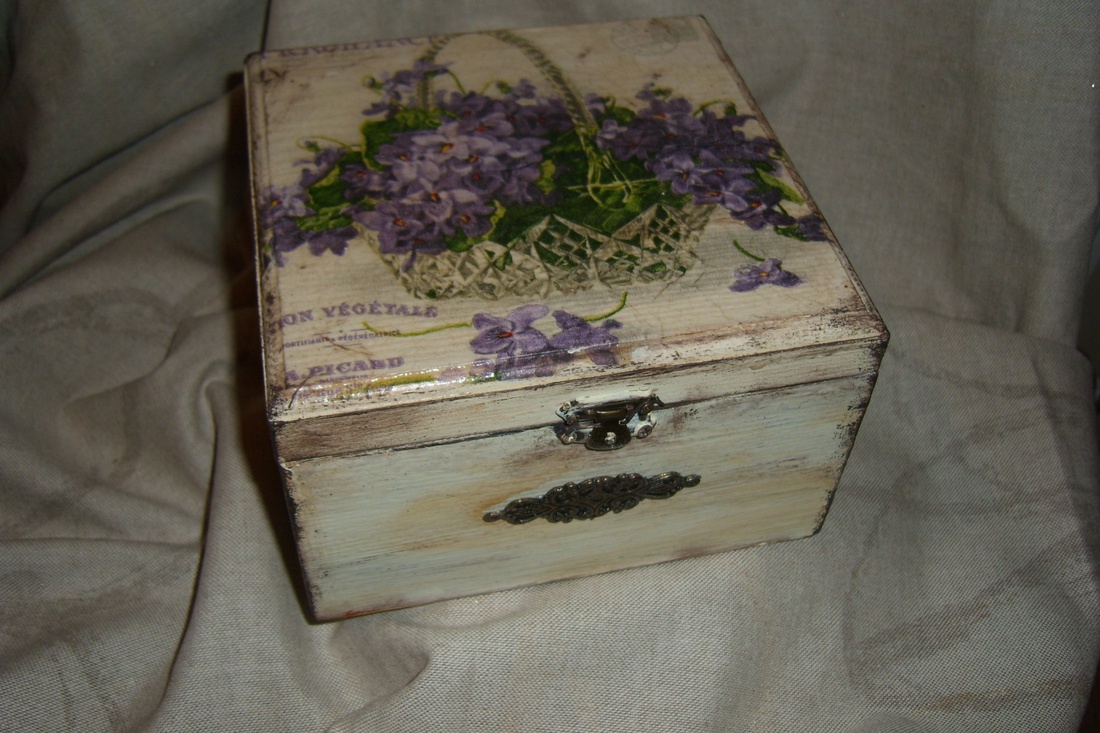 Egy kosár ibolya- nostalgia doboz, vintage doboz -  - Meska.hu