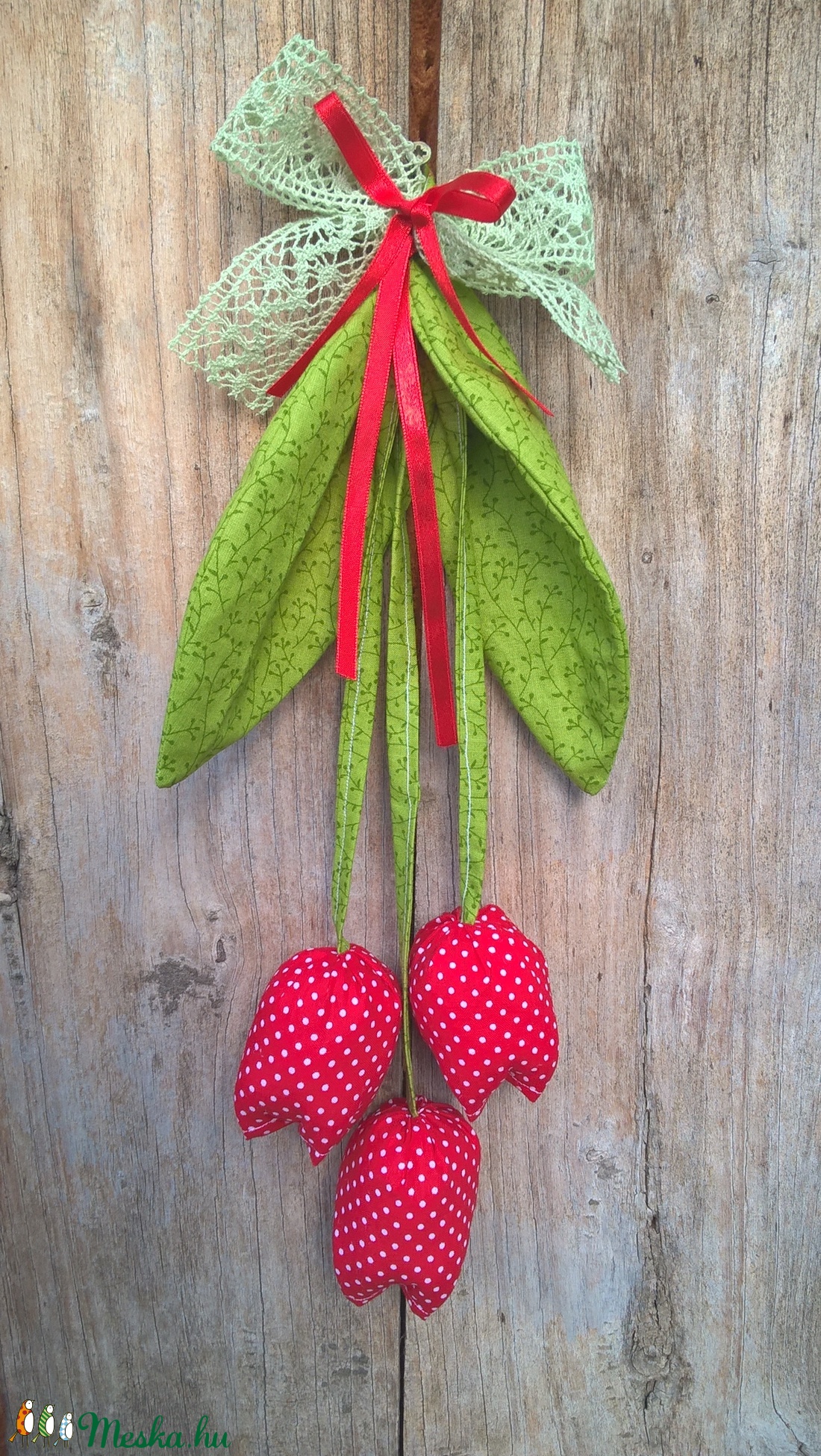 Tavaszi kert- tulipán csokor textil dekoráció, függő dísz, ajtódísz -  - Meska.hu
