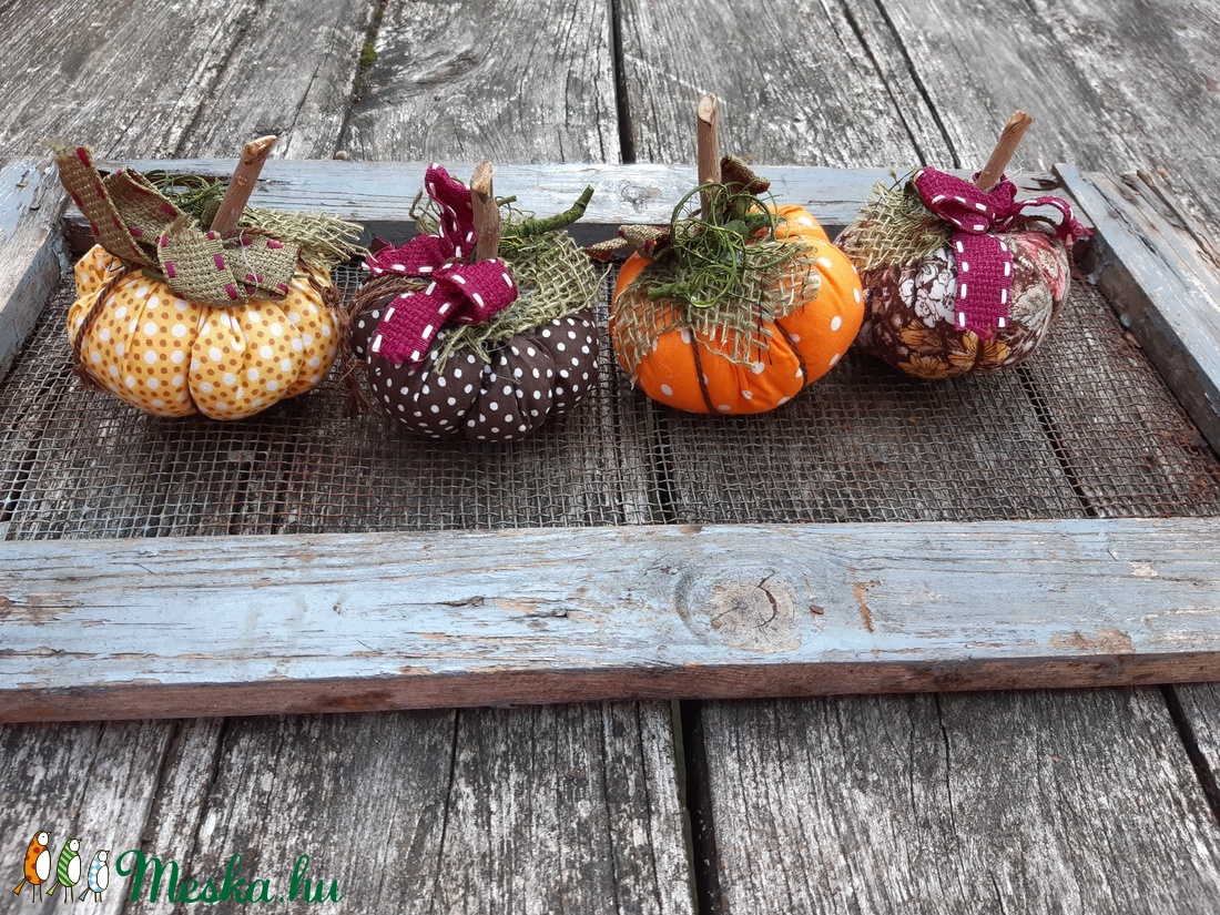 Édes Tököcskék. -4 db textil tök, dekoráció, őszi asztaldísz - otthon & életmód - dekoráció - Meska.hu