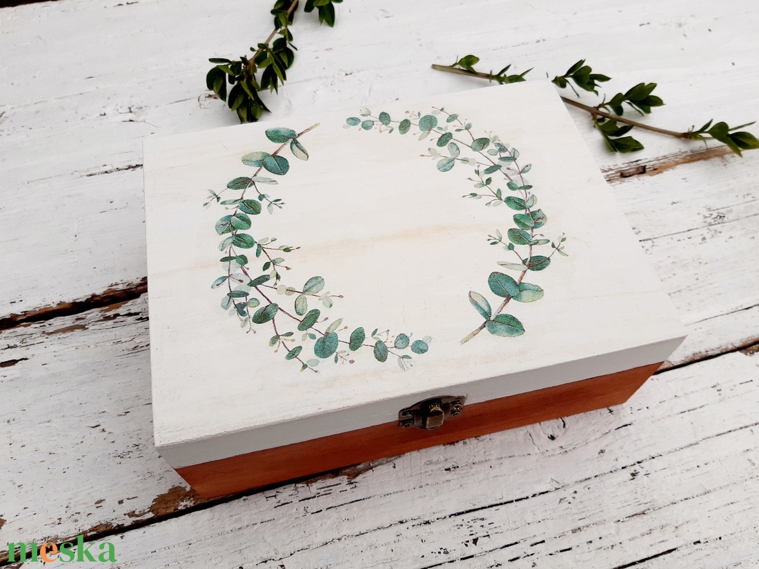 Greenery Emlékdoboz zöld leveles mintával- ballagásra, esküvőre egyedi felirattal - esküvő - emlék & ajándék - doboz - Meska.hu Greenery Emlékdoboz zöld leveles mintával- ballagásra, esküvőre egyedi felirattal - esküvő - emlék & ajándék - doboz - Meska.hu