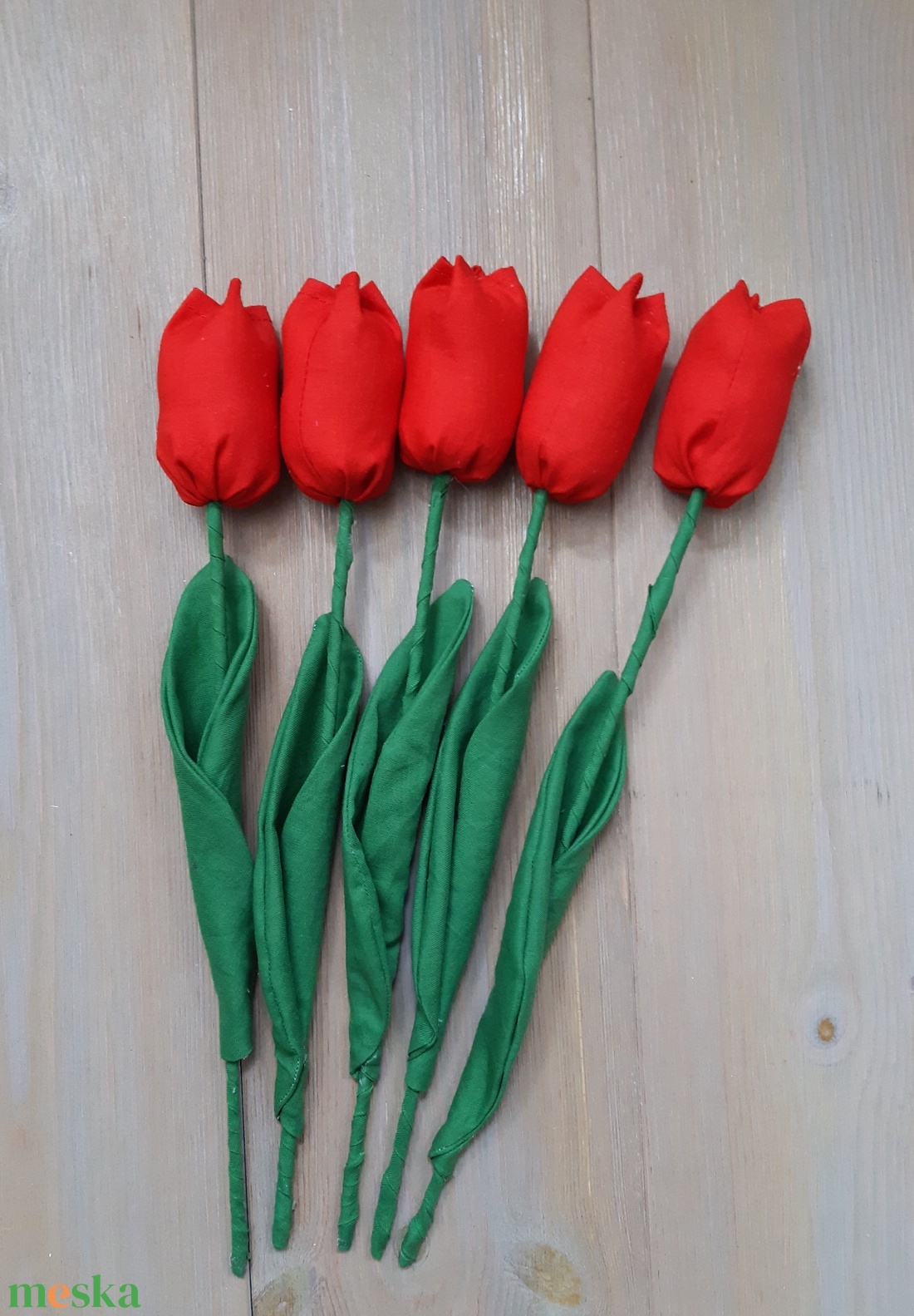  Piros Tulik- tulipán  textil dekoráció, tavaszi dísz,  - otthon & lakás - dekoráció - asztal és polc dekoráció - asztaldísz - Meska.hu