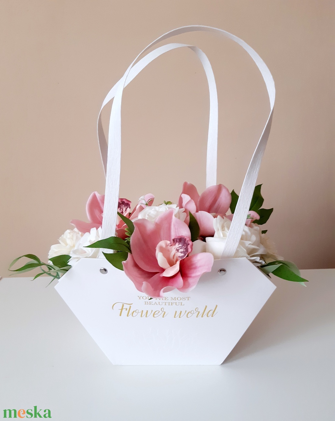 Orchideás virágtáska fehér, Ballagásra,Anyák napjára, ünnepi alkalmakra virágdísz - otthon & lakás - dekoráció - virágdísz és tartó - csokor & virágdísz - Meska.hu