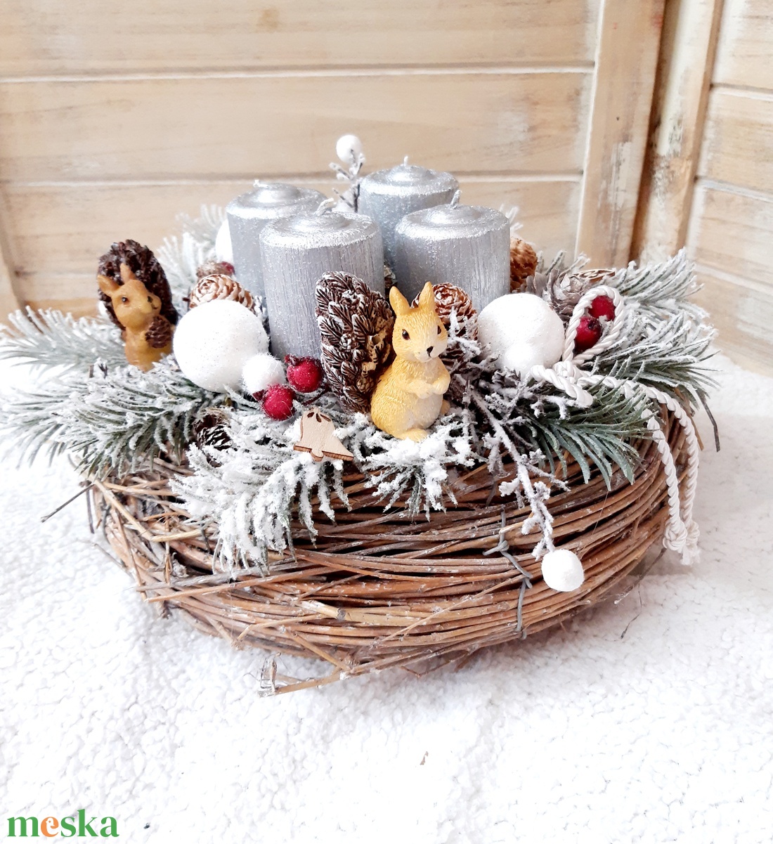 Adventi koszorú mókusokkal karácsonyi asztaldísz, dekoráció, adventi koszorú, adventi dísz - karácsony - adventi díszek - adventi koszorú - Meska.hu
