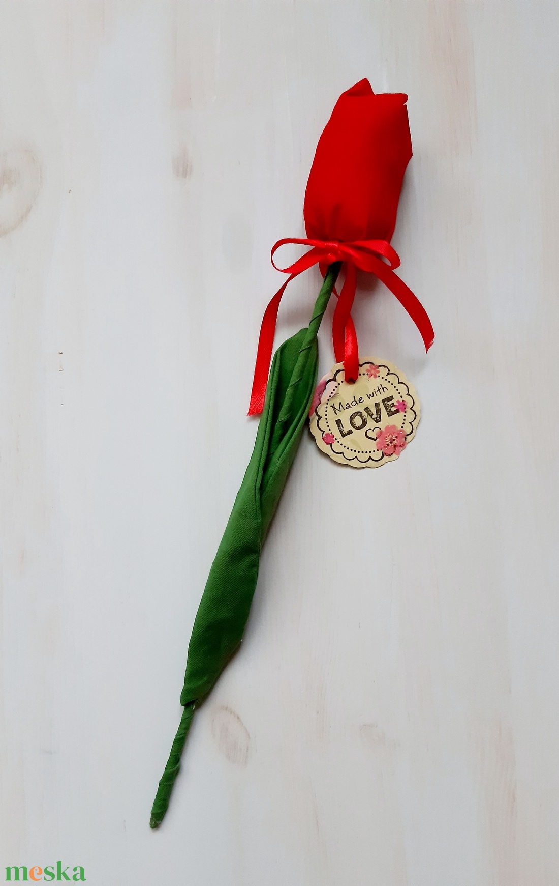 Piros tulipán - textil tulipán, tavaszi dísz, dekoráció, ajándékba - otthon & életmód - dekoráció - virágdísz és tartó - csokor & virágdísz - Meska.hu Piros tulipán - textil tulipán, tavaszi dísz, dekoráció, ajándékba - otthon & életmód - dekoráció - virágdísz és tartó - csokor & virágdísz - Meska.hu